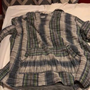 Hoodie shirt/sweater